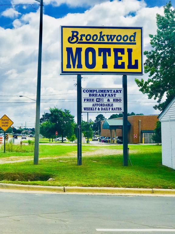 Brookwood Motel Roanoke Rapids Exterior photo